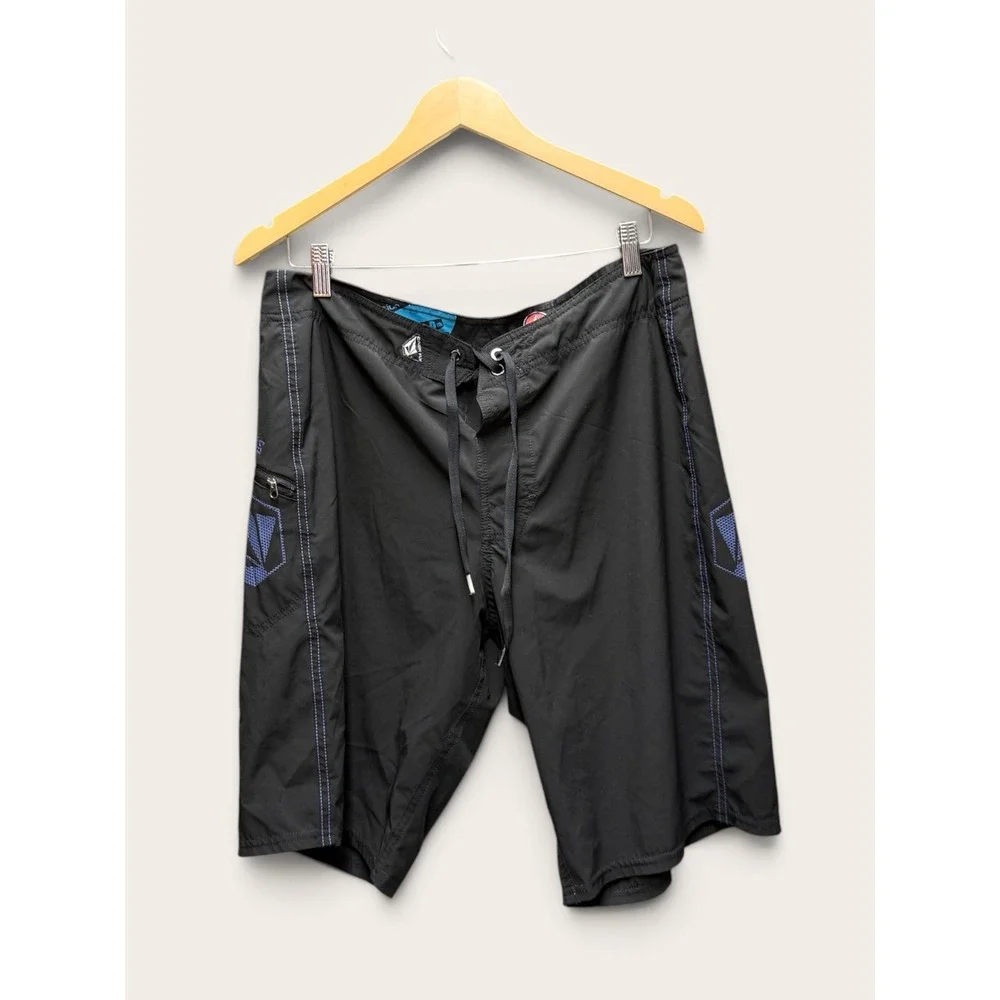 Volcom Board Shorts Mens 34 Black Blue 4-Way Stretch Cinch Fly Surf Trunks EUC